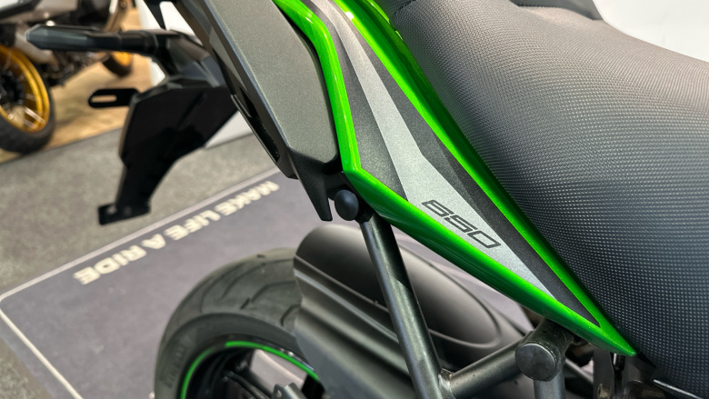 Kawasaki Versys 650 KLE650JPFAN (23MY)